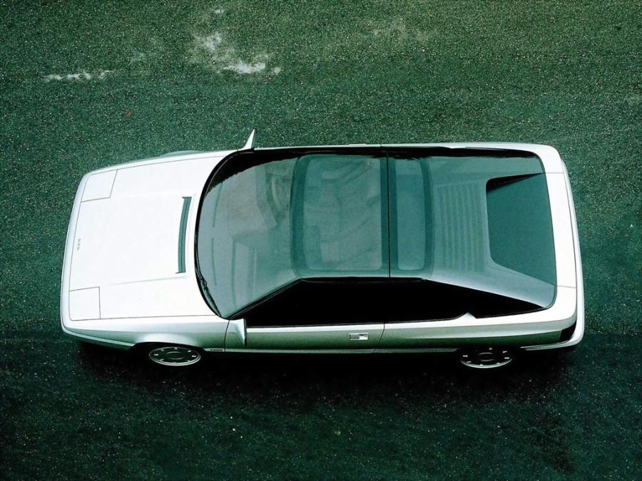 Lotus Etna Concept 1984 года  (фото 13 из 15)